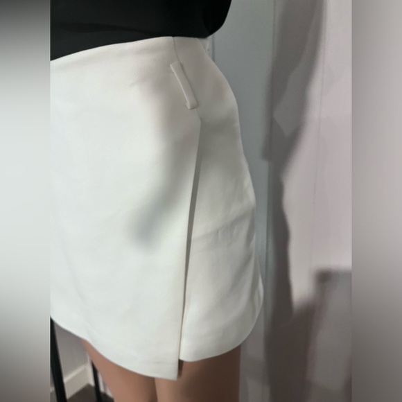 ZARA - White Skort - Size: M - Picture 2 of 6